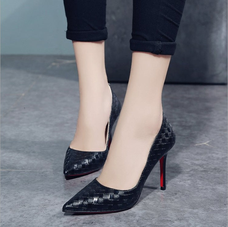 Black / 35