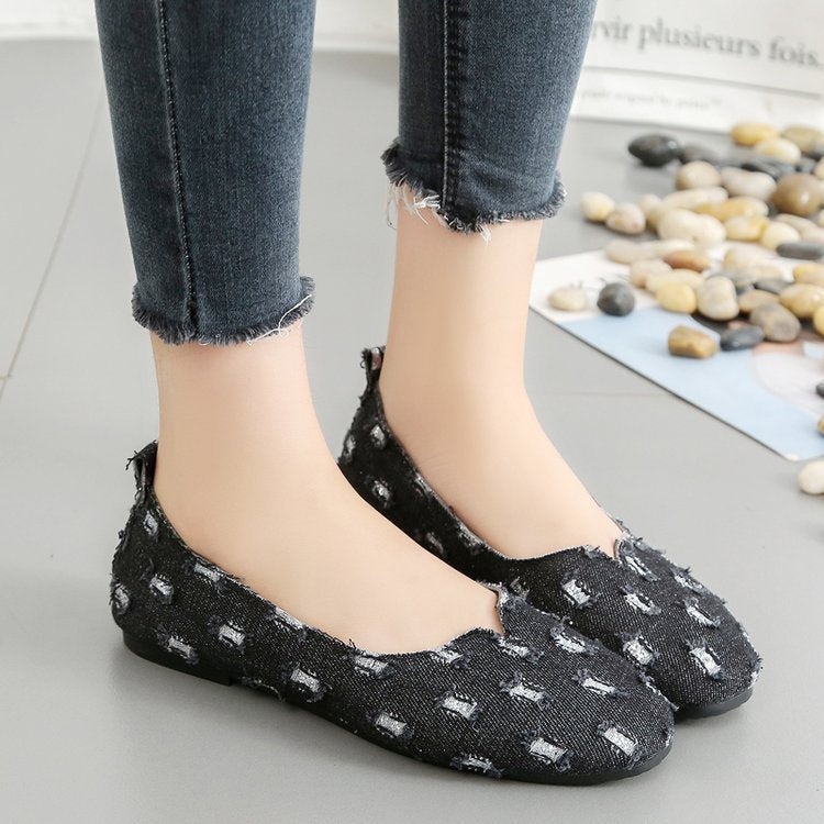 Black / 35