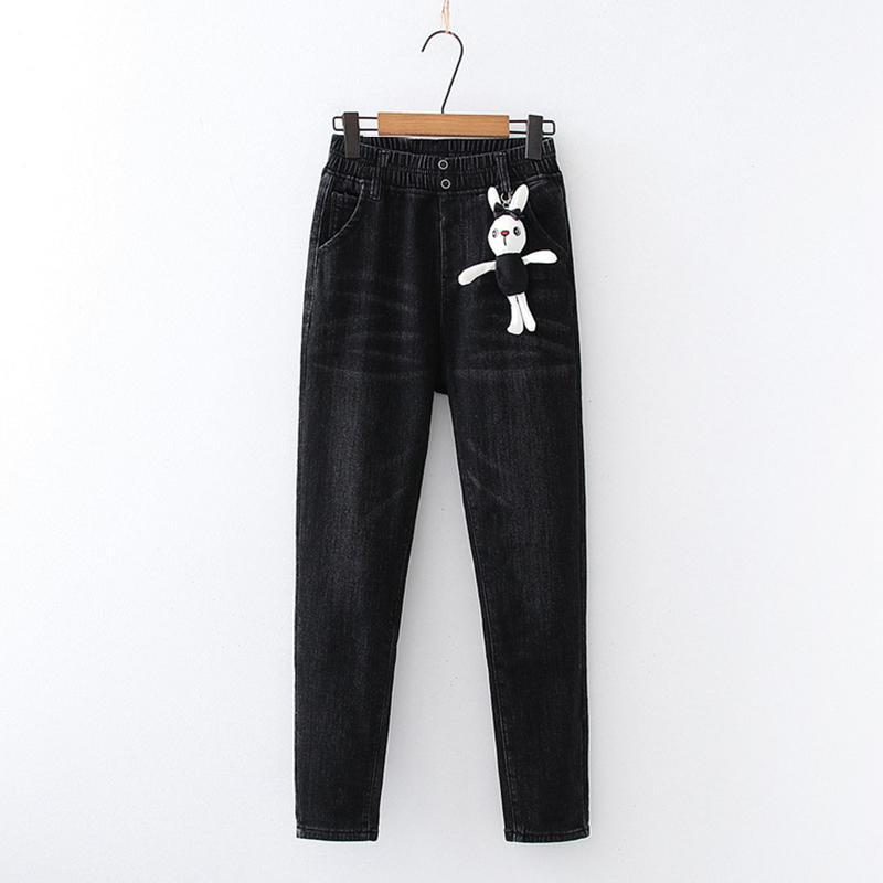Black / 32